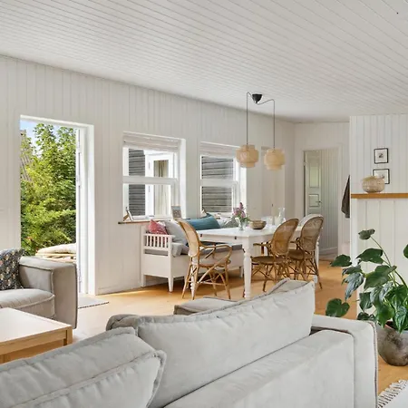 Cozy In With Kitchen *