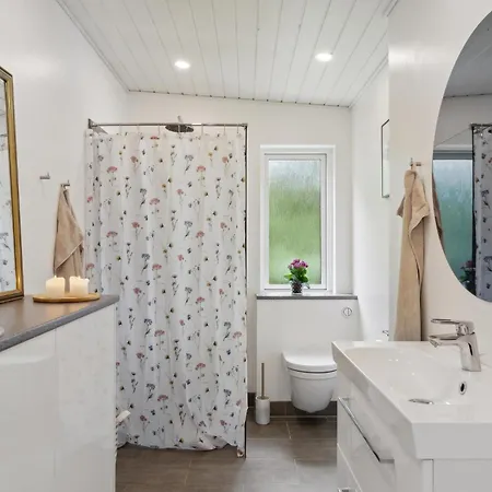 Cozy In With Kitchen Tatil Evi Dronningmølle
